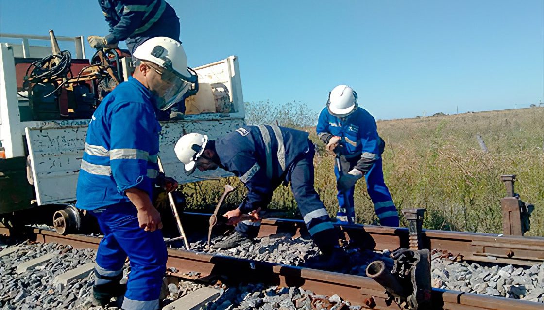 Trenes Argentinos Cargas comenzó obras de mejoramiento de vía en cinco provincias