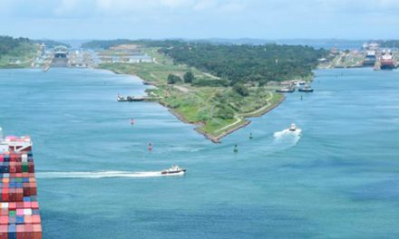 Canal de Panamá implementa medidas para mitigar impacto económico de COVID-19