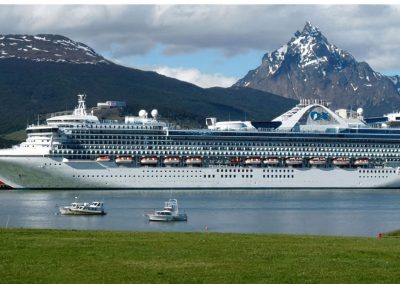 Temporada de cruceros antárticos: Avanzan los trabajos sobre protocolos para lograr un puerto seguro