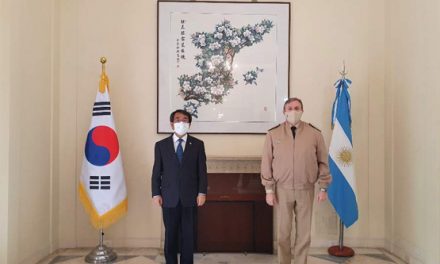 El Prefecto Nacional Naval se reunió con el Embajador Extraordinario y Plenipotenciario de Corea