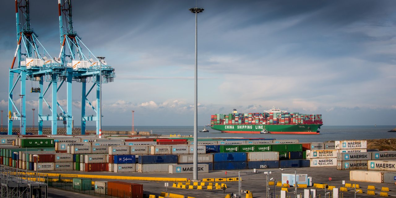 Covid: China aplica «tolerancia cero» y amenaza con paralizar la cadena de suministro en los puertos