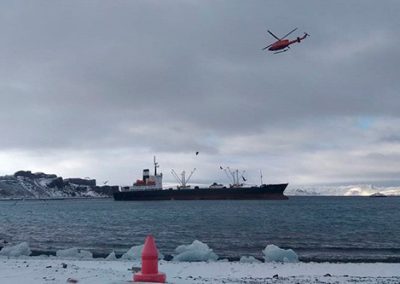 Se encuentra varado en la Antártida el buque frigorífico La Manche