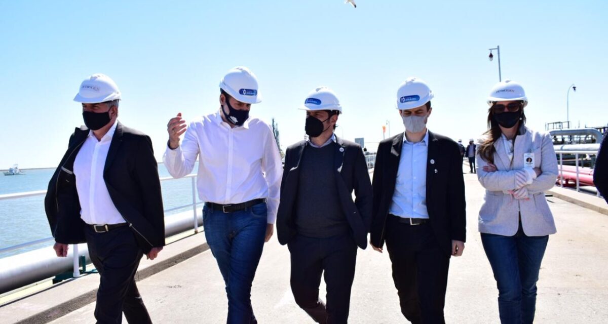Kicillof visita por primera vez el Puerto de Bahía Blanca