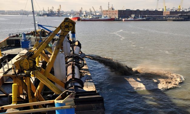 El próximo año comienzan las obras de dragado en el Puerto de Montevideo