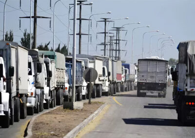 Industriales aceiteros preocupados por paro de transportistas