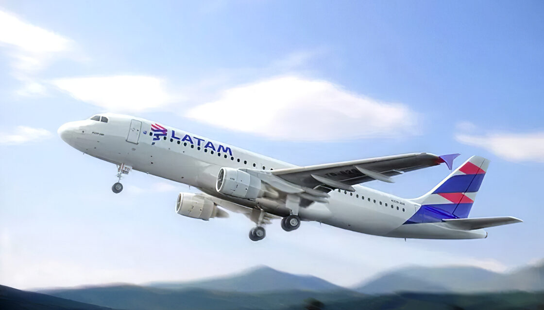 El grupo aéreo Latam presenta concurso de acreedores pero la filial argentina no está incluida