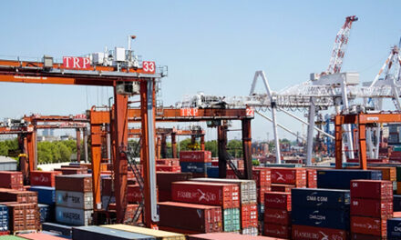 En 2020 caen exportaciones e importaciones y sube el superavit fiscal