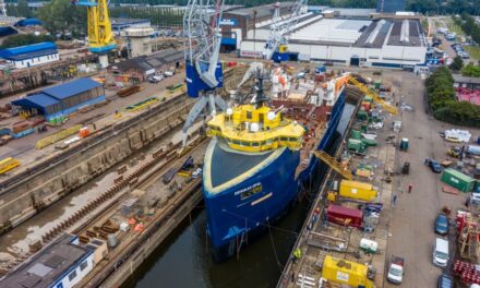 Damen convierte PSV en transportador de alimento para peces para Eidsvaag