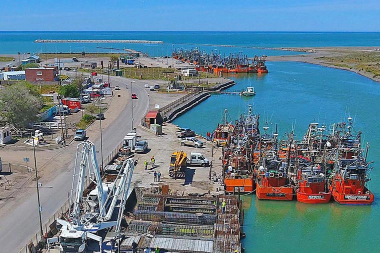 Recomendaciones de seguridad de la Prefectura con motivo de la apertura anticipada de la próxima temporada de pesca del calamar