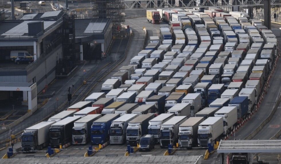 Caos en el puerto inglés de Dover en vísperas del Bretix