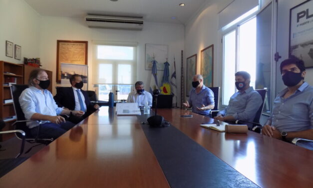 Importante visita de autoridades portuarias al Puerto La Plata