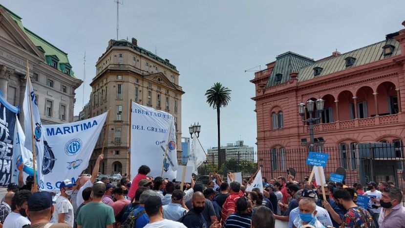 Piden urgente normalización y llamado a elecciones en el SOMU