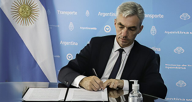 Meoni firmó un convenio de asistencia para dragar el puerto de Rawson, en Chubut: «Trabajamos para hacer crecer a todos los puertos del país»