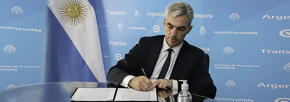 Meoni firmó un convenio de asistencia para dragar el puerto de Rawson, en Chubut: «Trabajamos para hacer crecer a todos los puertos del país»
