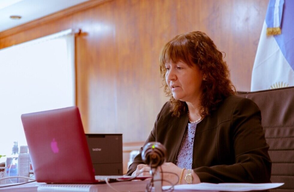 “El enclave logístico con España, desde Ushuaia y hacia la Antártida, se ha desarrollado fuertemente desde el año 2005”