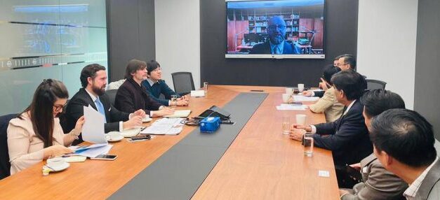 Argentina trabaja con bancos chinos para financiar corredor biocéanico