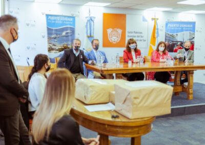 Ampliación del Puerto Ushuaia: Tres empresas presentaron ofertas
