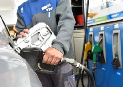 YPF aumentó en un 3,5% la nafta y el gasoil