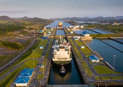 Canal de Panamá inicia proceso con miras a convertirse en carbono neutral para el año 2030