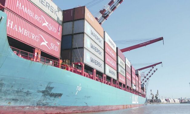 El comercio exterior en Latinoamérica cae un 13%; China evita que sea mayor