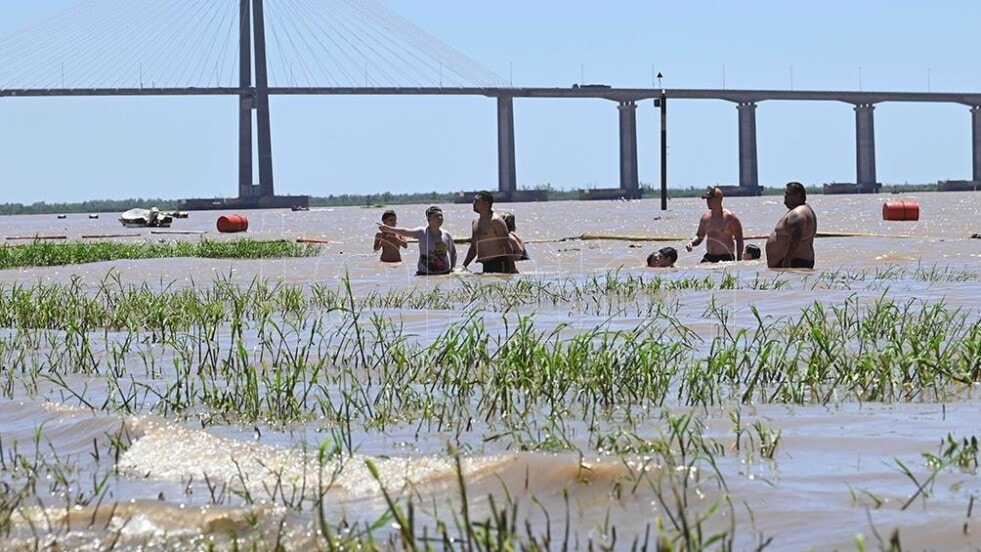 El río Paraná casi quintuplicó su caudal en menos de un mes
