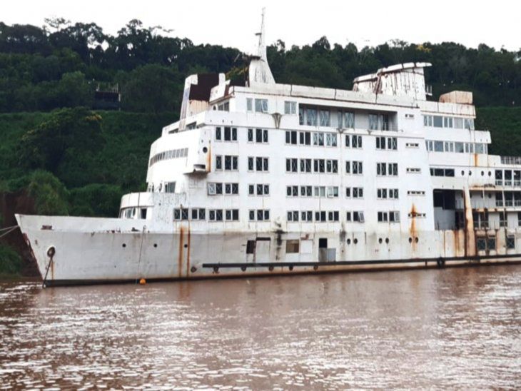Proyectan instalar un hotel casino flotante en las aguas del río Paraná