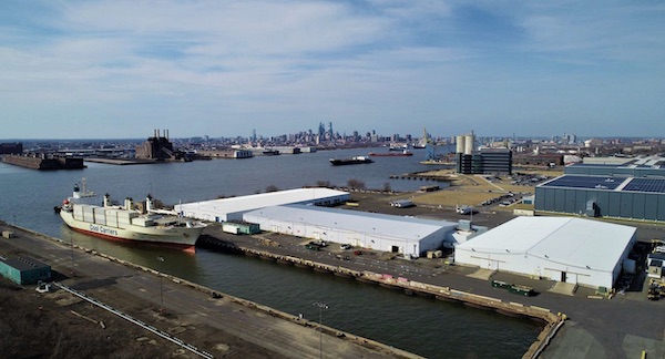 “El puerto de Filadelfia es donde ingresa la mayor parte de las exportaciones de frutas de Argentina”