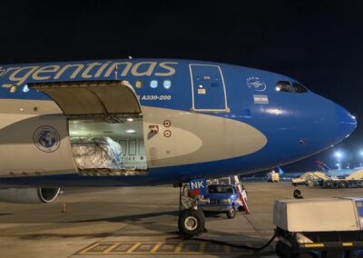 Aerolíneas Argentinas transportó más de 120 toneladas de semillas a EEUU