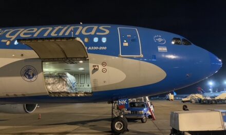 Aerolíneas Argentinas transportó más de 120 toneladas de semillas a EEUU