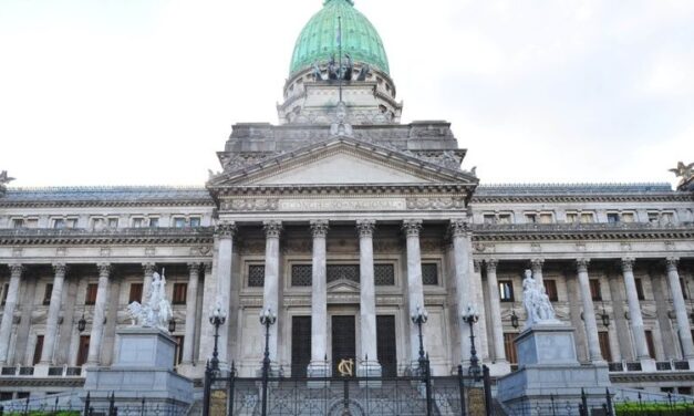 Juntos por el Cambio pide informes de la hidrovía