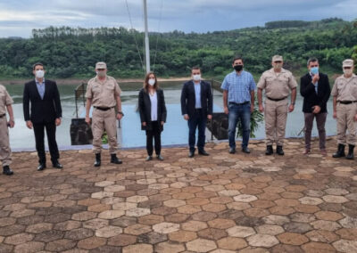 La ministra de Seguridad presenció un importante operativo de la Prefectura