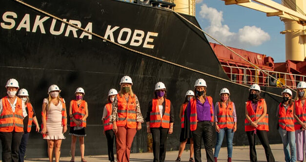 Mujeres Maritimistas conmemoraron el dia de la Mujer en Dock Sud