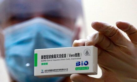 El Gobierno firmó  con Sinopharm para recibir 3 millones de dosis de vacunas