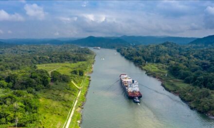 ¿Cómo se garantiza el tránsito seguro y confiable en el Canal de Panamá?