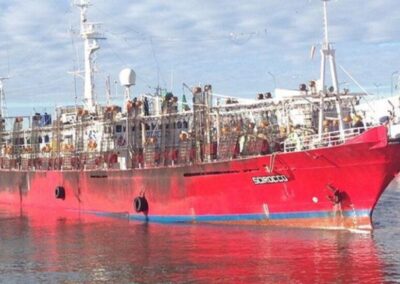 Marítimos en alerta permanente reclaman por vacunas: «Hemos llegado a tener más de 25 barcos con tripulaciones completas contagiadas»