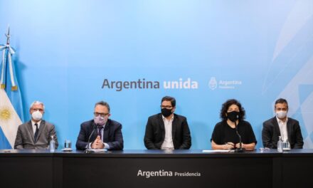 Cafiero, Vizzotti y Kulfas se reunieron con empresarios proveedores de oxígeno para garantizar abastecimiento