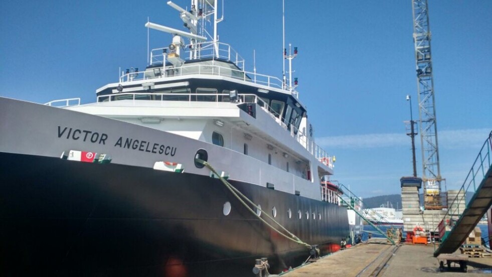 El buque Víctor Angelescu arribó al puerto de Mar del Plata
