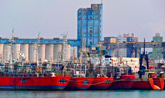 Pesca: la mayoría de los gremios del sector decidió no continuar con el paro
