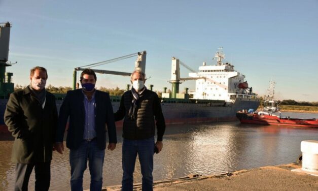 Fulvio Monti anfitrión de la primera visita de un Subsecretario Nacional de Puertos al Puerto de Villa Constitución