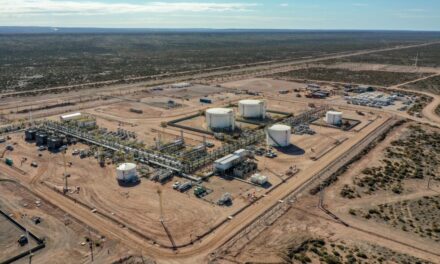 Shell puso en marcha una nueva planta de procesamiento de petróleo en Vaca Muerta