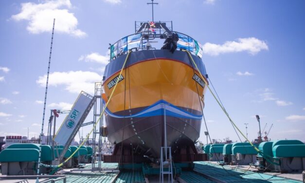 Empresas marplatenses construyen el buque de pesca más grande del país
