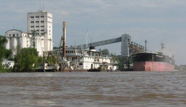 Los puertos entrerrianos empujan por un mejor lugar en la hidrovía