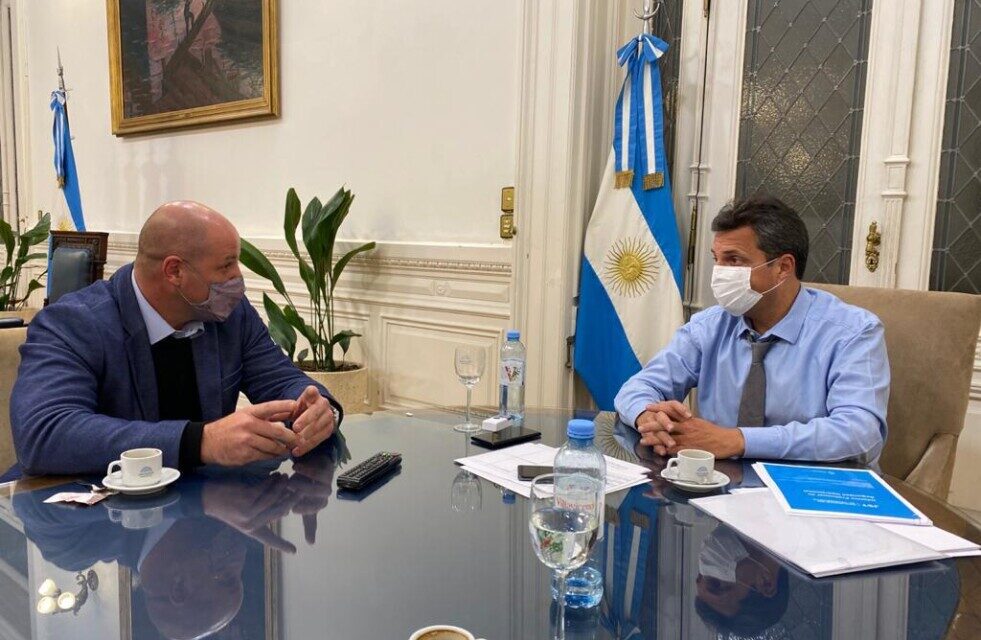 Massa y Salom analizaron mejoras en los puertos de la Argentina