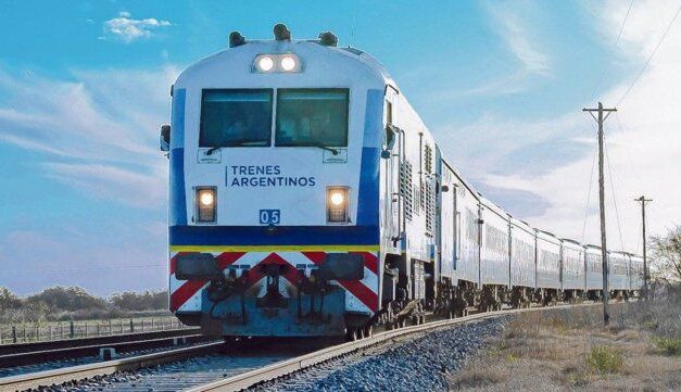 El tren de cercanía ayudaría a descomprimir el ingreso de 3.500 autos a Rosario