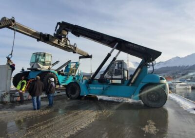 Tierra de Fuego: la Dirección de Puertos adquirió una nueva containera