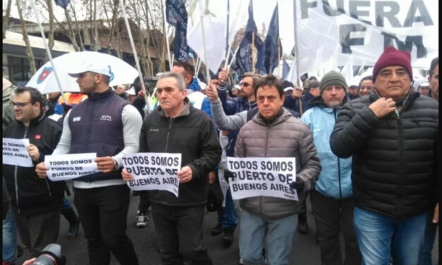 Paritarias: FeMPINRA acordó un 45 por ciento de recomposición salarial para el Puerto de Buenos Aires