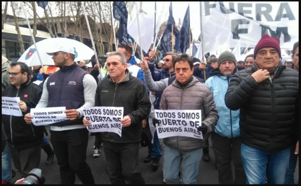 Paritarias: FeMPINRA acordó un 45 por ciento de recomposición salarial para el Puerto de Buenos Aires