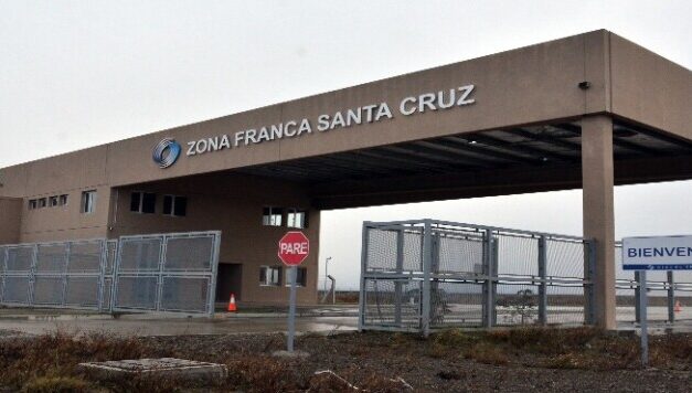 Debate en Santa Cruz por la apertura de la Zona Franca y el futuro del puerto Punta Loyola