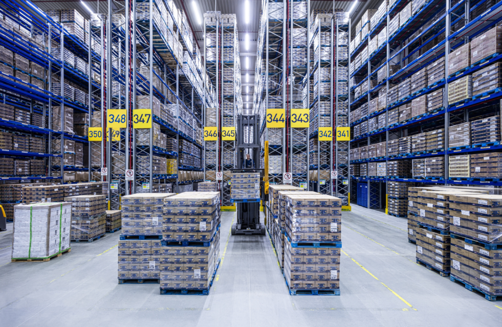 Dachser USA Air & Sea Logistics proporciona soluciones de logística y administración de inventario para las principales compañías de e-commerce