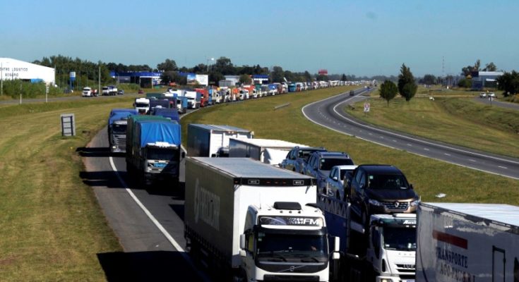 Cosecha de maíz tardío incrementa la entrada de camiones